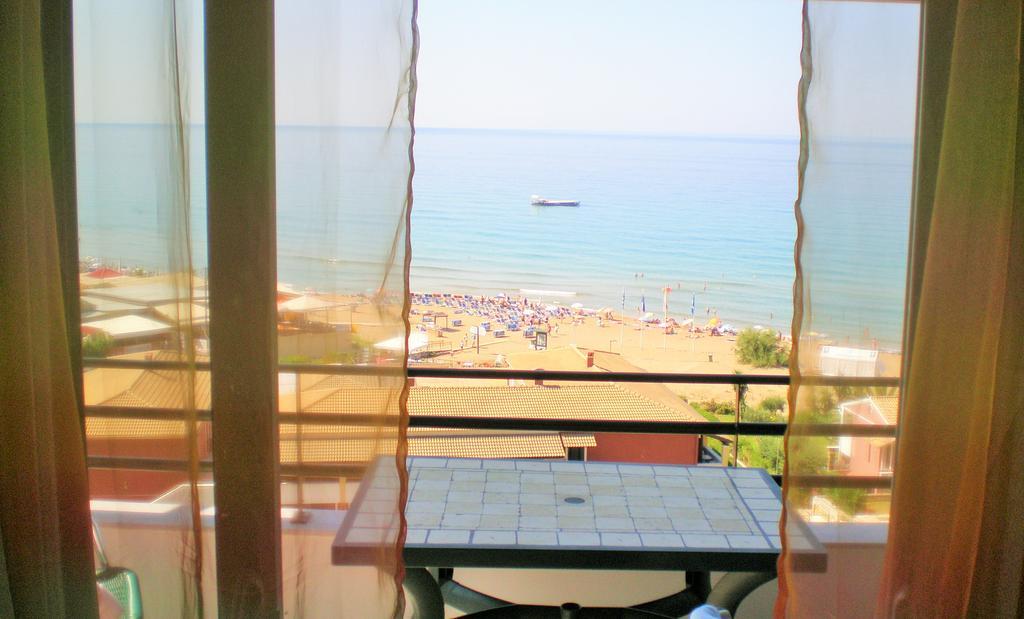 Menigos Resort - Διαμέρισμα Αριθμός 168 펠레카스 외부 사진